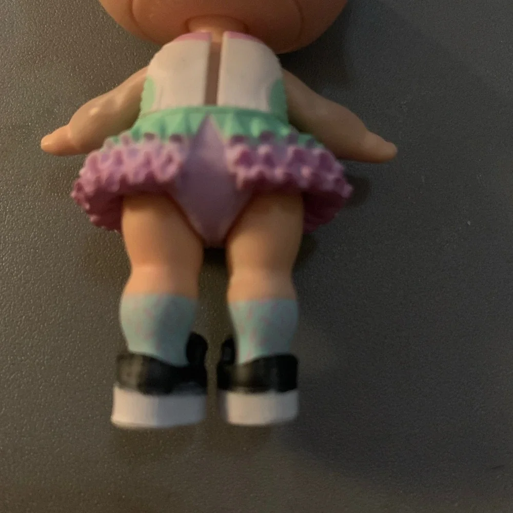 MGA LOL Surprise Pastel Ruffled Skirt Doll Pigtails Mint Lavender Pink Toy